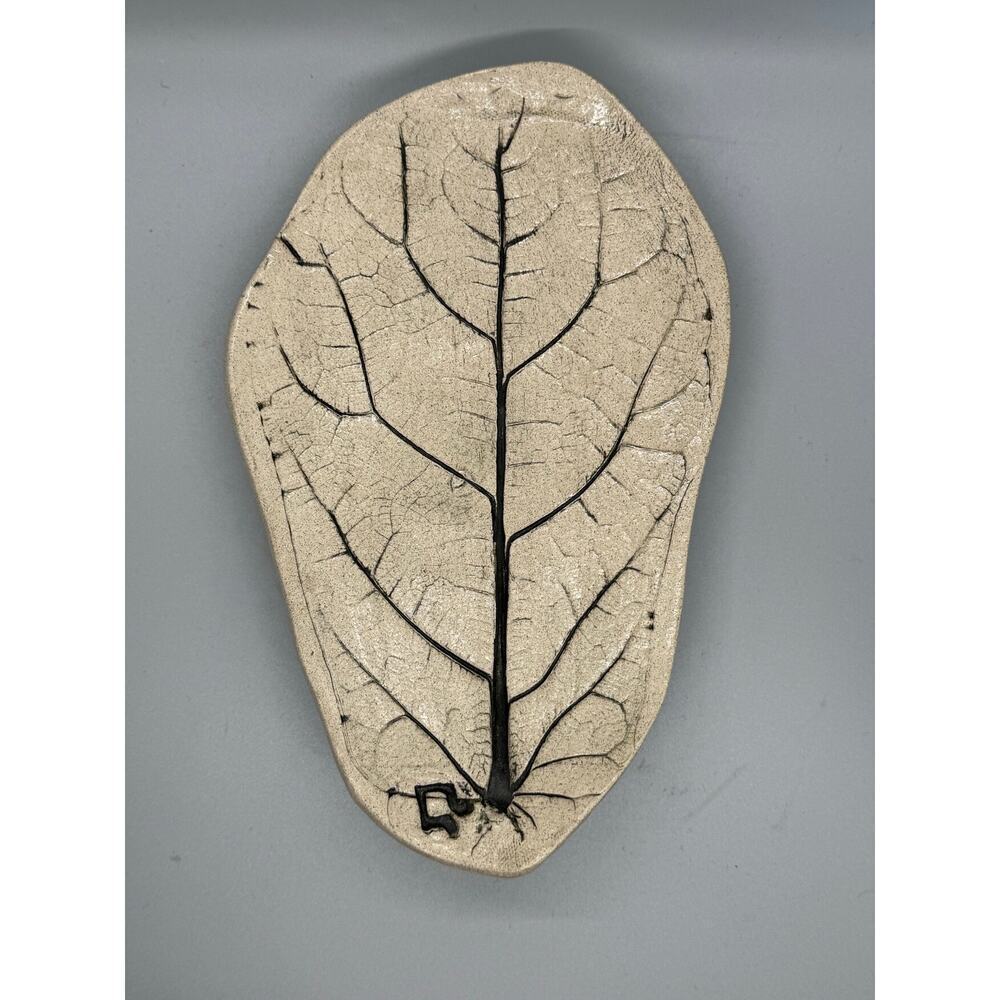 Signed Leaf Pottery Tray Trinket Dish Handmade Pressed White Black Vein Footed - Picture 4 of 7